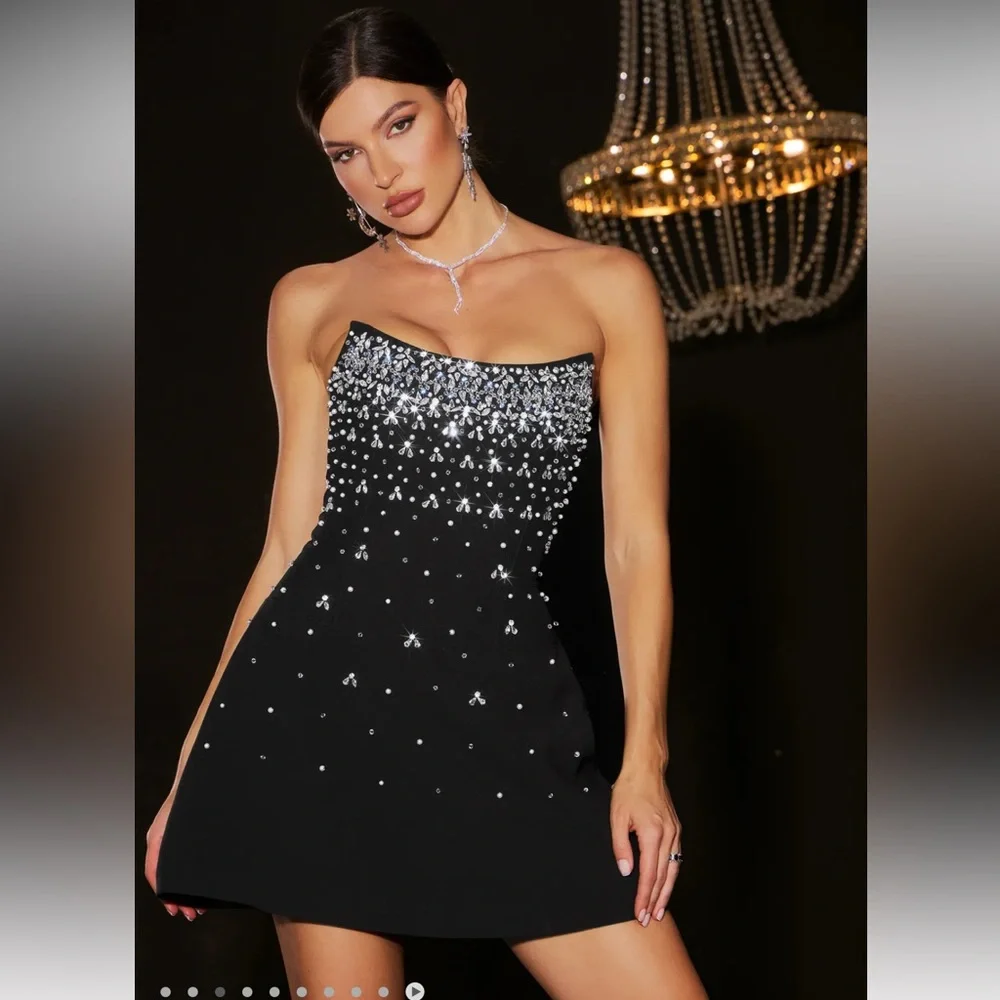 Mavis Strapless Diamond Mini Dress - Picture 3 of 10